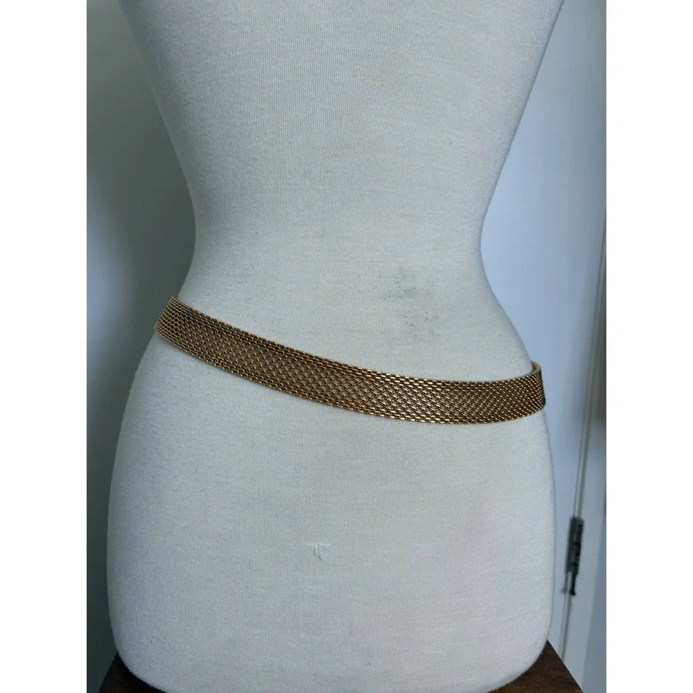 Vintage St. John Women's Adjustable Gold Tone Mesh Metal Link Chain Belt